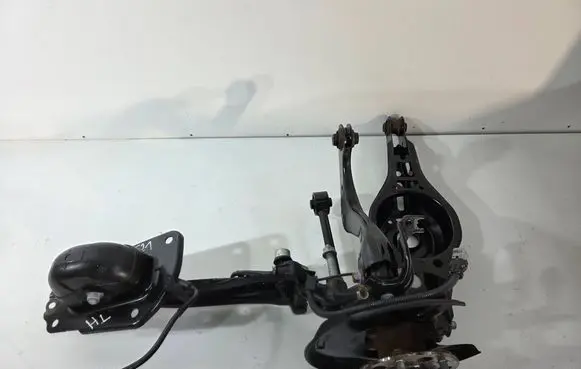 Toyota Corolla E210 E21 Rear wheel hub spindle/knuckle 000099