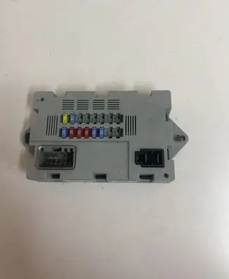 Jaguar XJ X351 Fuse module EH2214Q073AA