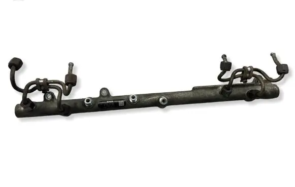 BMW 5 E60 E61 Fuel main line pipe 0445216008
