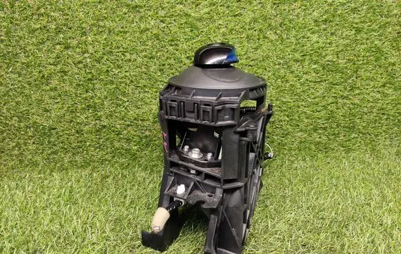 Nissan Leaf II (ZE1) Gear selector 75G021