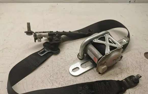 Jeep Grand Cherokee Front seatbelt 2458034AD