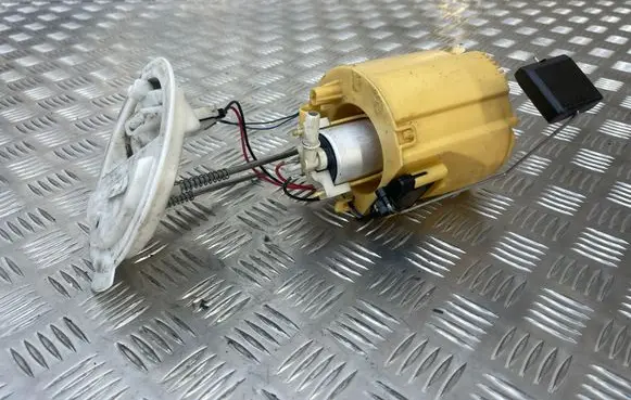 Mercedes-Benz E W212 In-tank fuel pump A2124700194