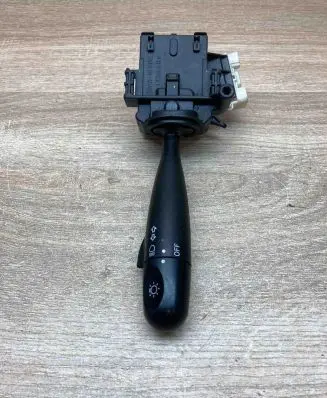 Toyota Yaris Indicator stalk 1736482