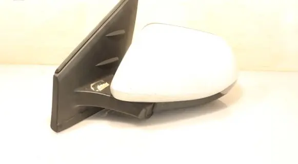 Toyota Yaris XP210 Front door electric wing mirror 