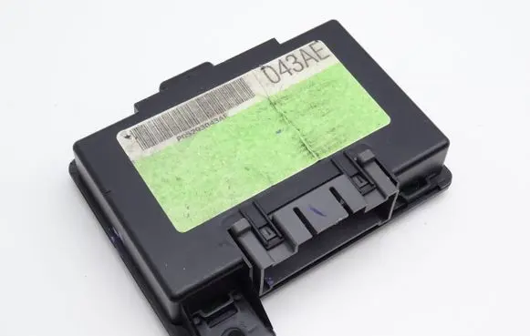 Chrysler Neon I Central body control module P05293043AE