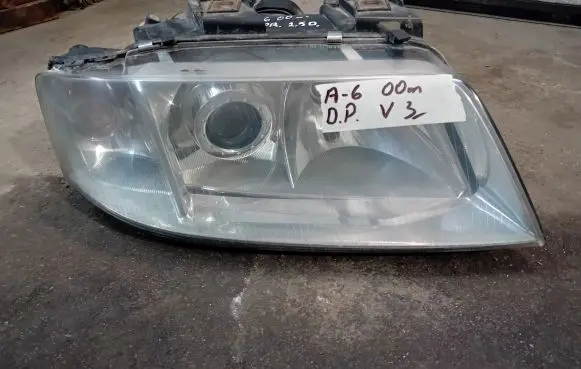 Audi A6 S6 C5 4B Headlight/headlamp