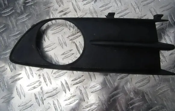 Front bumper lower grill