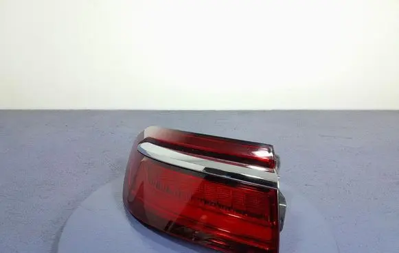 Audi A8 S8 D2 4D Rear/tail lights 4N0945091C