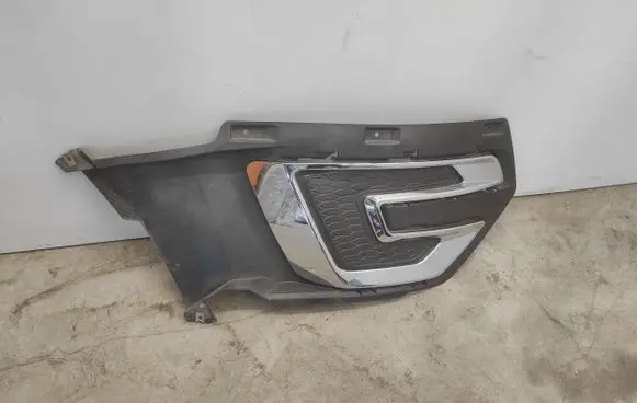 Ford Explorer V Front fog light trim/grill FB5317B968ADW