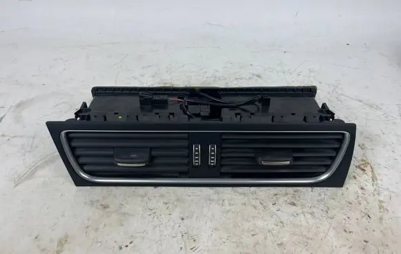 Audi S5 Facelift Dash center air vent grill 8T1820951E