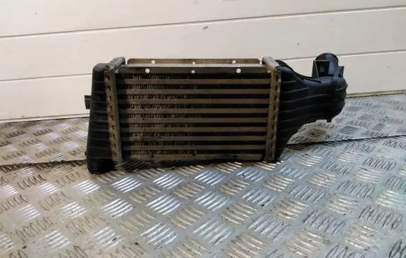 Opel Zafira A Intercooler radiator 24436438DF