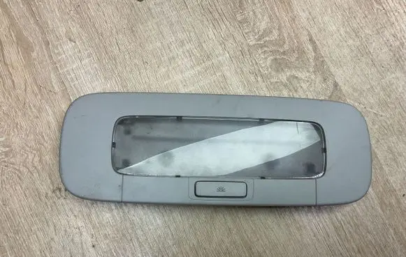 Volkswagen PASSAT B6 Rear seat light 947291