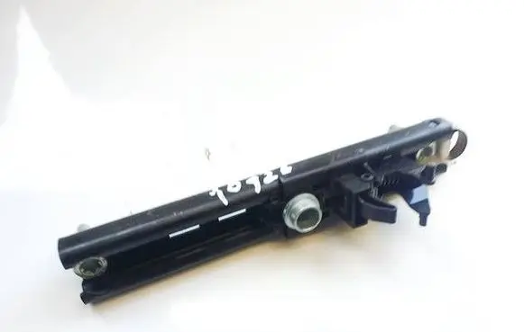 Opel Zafira A Seat belt adjustment rail 090560661