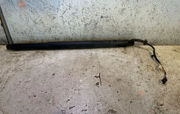 BMW X1 U11 Tailgate/trunk strut/damper 51245B4FCB5 24072024 E1236794