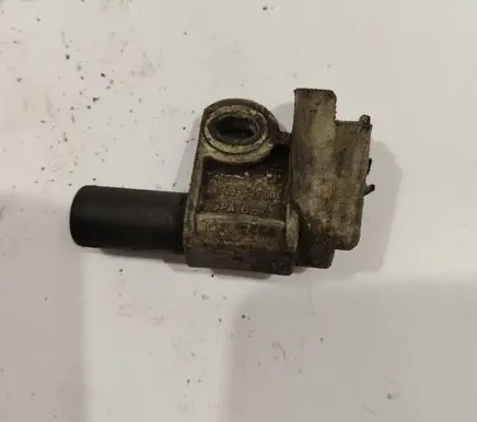 Camshaft position sensor