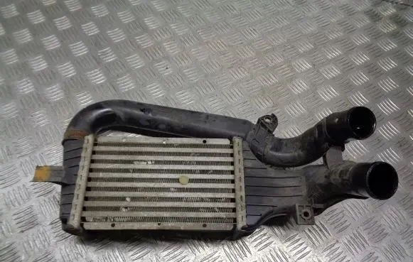 Opel Zafira A Intercooler radiator 24406701DE