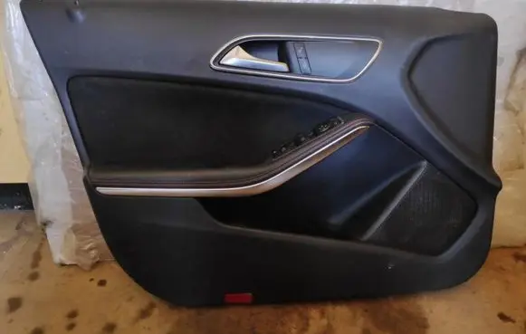 Mercedes-Benz GLA W156 Front door card panel trim A2467201148 A2467270159