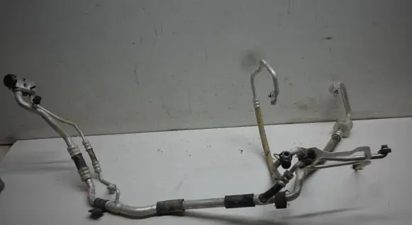 Air conditioning (A/C) pipe/hose