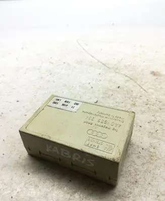 Audi Cabriolet B3 8G Alarm control unit/module 4A0953234