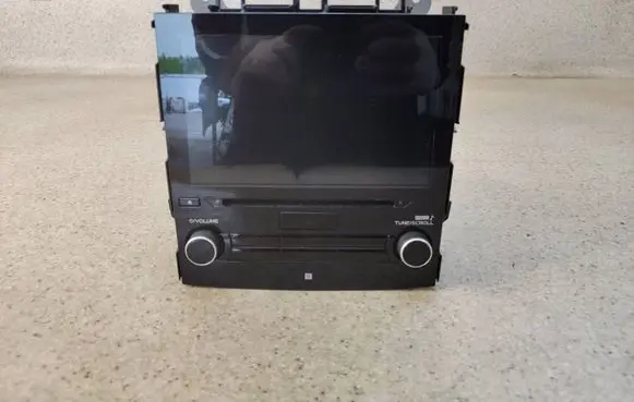 Subaru XV II Radio/CD/DVD/GPS head unit 2AHPNBE282008 2AHPNBE2820 6434CBE2820