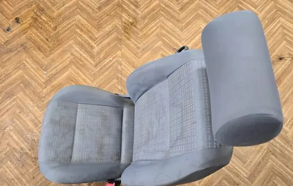 Volkswagen Caddy Front passenger seat 010808080418 2K0857877 33046820