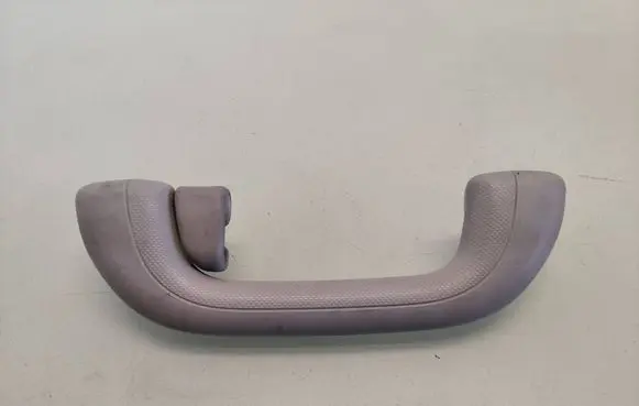 KIA Carens I Rear interior roof grab handle