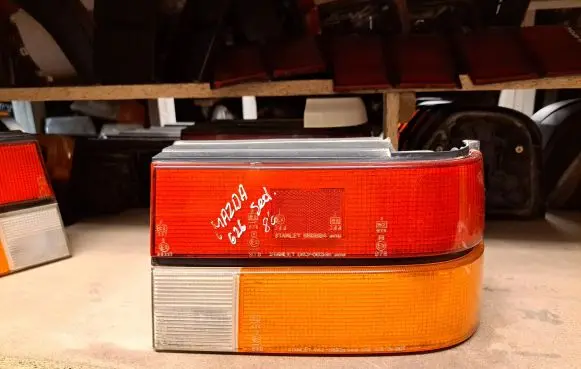 Mazda 626 Rear/tail lights 0436832 0436832R