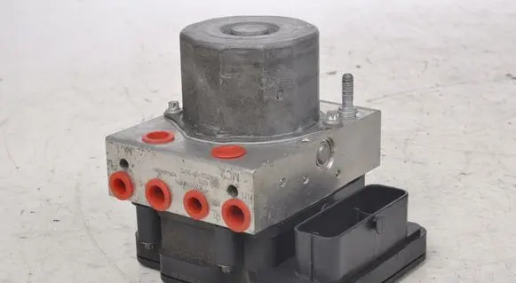 Maserati Ghibli ABS Pump 670008166
