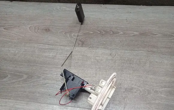 Fuel level sensor