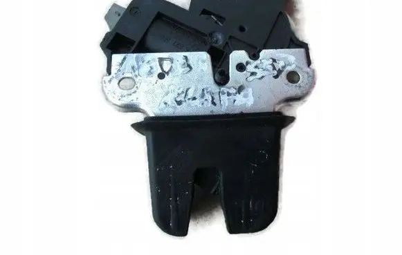 Audi A8 S8 D3 4E Tailgate/trunk/boot lock/catch/latch