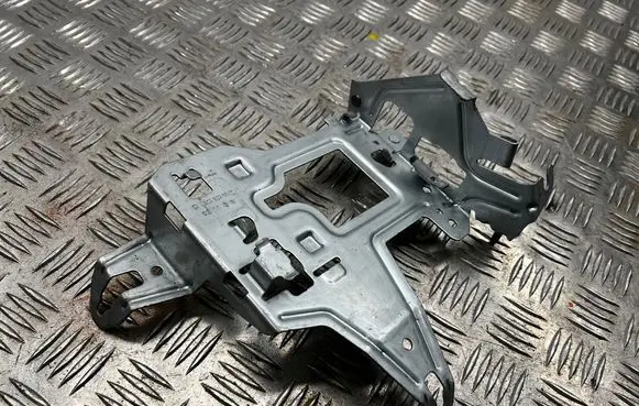 Mercedes-Benz GLC X253 C253 Bracket in trunk/boot A2055451740