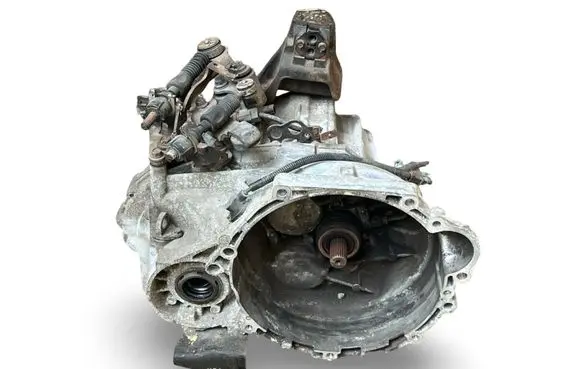 Hyundai i40 Manual 6 speed gearbox 4300024A30