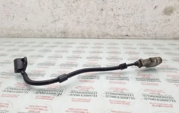 Volkswagen Touran I Crankshaft position sensor