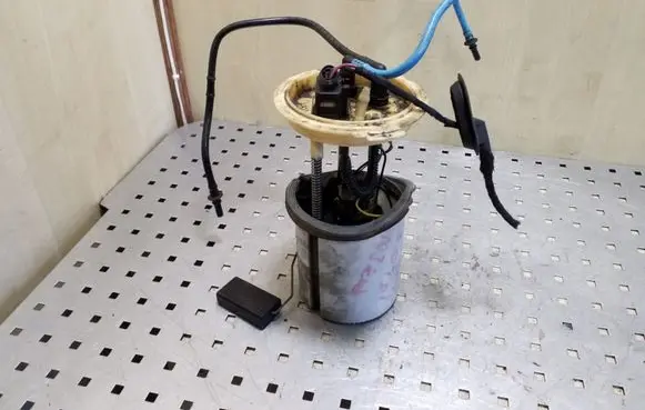Audi A3 S3 A3 Sportback 8P In-tank fuel pump 1K0919050J A2C53166111