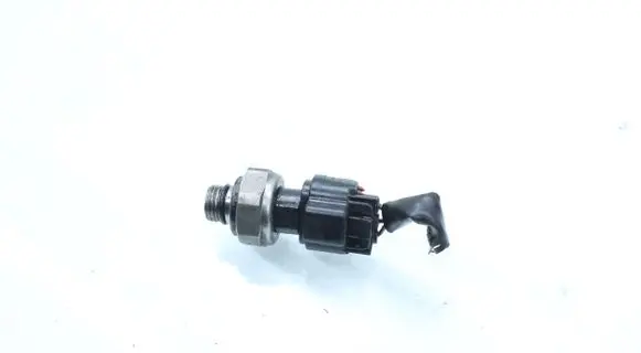 Toyota Corolla Verso AR10 Oil pressure sensor 8944851010