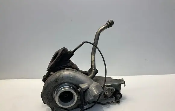 Mercedes-Benz E W211 Turbo A6460900080 6460900080