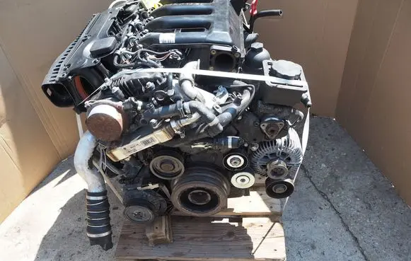 BMW 5 E60 E61 Engine M57D30