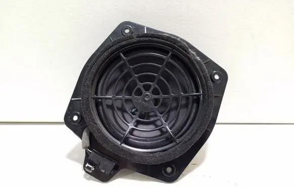 Audi TT TTS Mk2 Parcel shelf speaker 8H0035411B