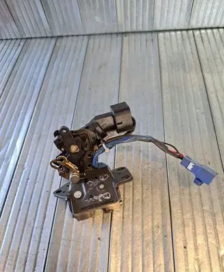 Toyota Corolla E110 Tailgate/trunk/boot lock/catch/latch