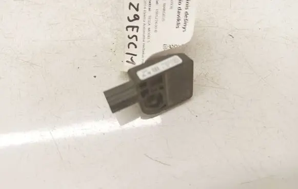 Tesla Model S Airbag deployment crash/impact sensor 100527400B