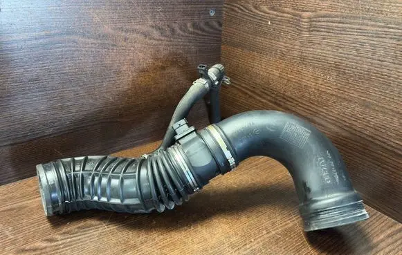 Iveco Daily 4th gen Intake resonator 504344632 57965
