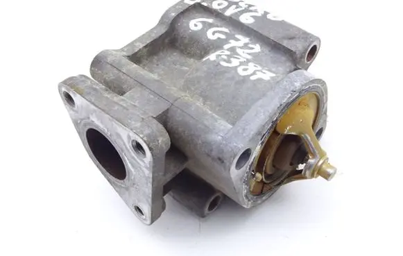 Thermostat/thermostat housing