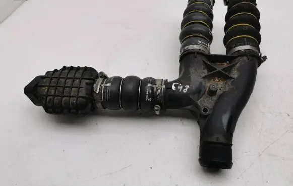 Peugeot 5008 Intercooler hose/pipe 9688500380