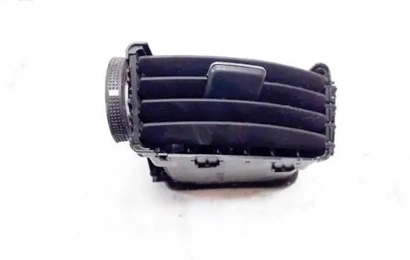 Toyota Corolla Verso AR10 Dash center air vent grill 655444010 65544-4010