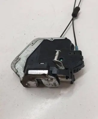 Suzuki Grand Vitara II Rear door lock 6A0618