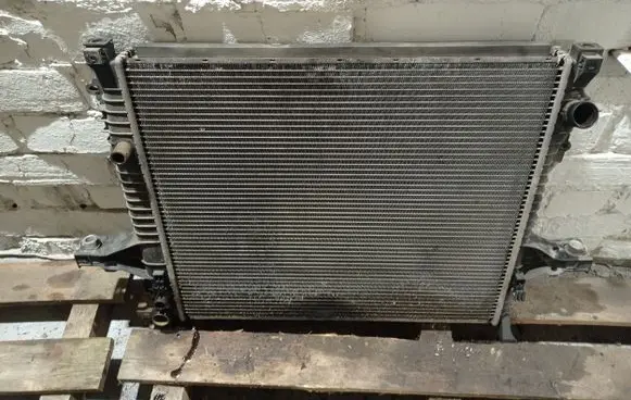 Volvo XC90 Coolant radiator
