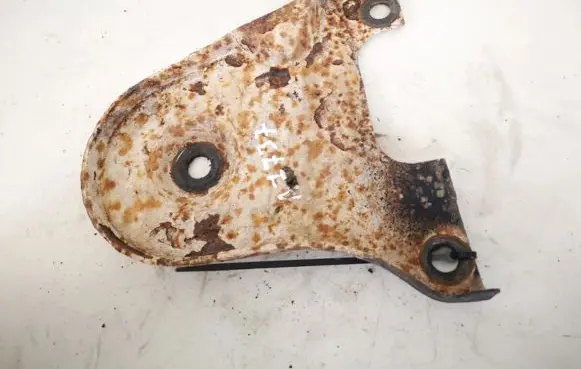 Ford Galaxy Engine mounting bracket