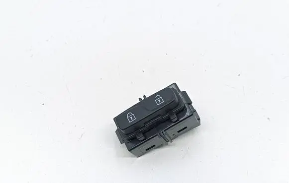 Volvo XC60 Central locking switch button 31343100
