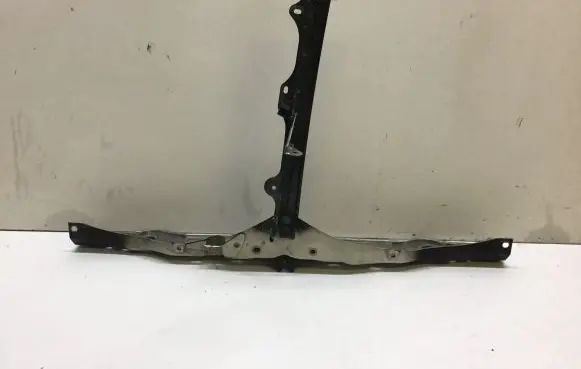 Lexus RX 330 - 350 - 400H Top upper radiator support slam panel