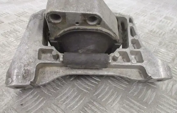 Mazda 5 Engine mount vacuum valve CC3139060